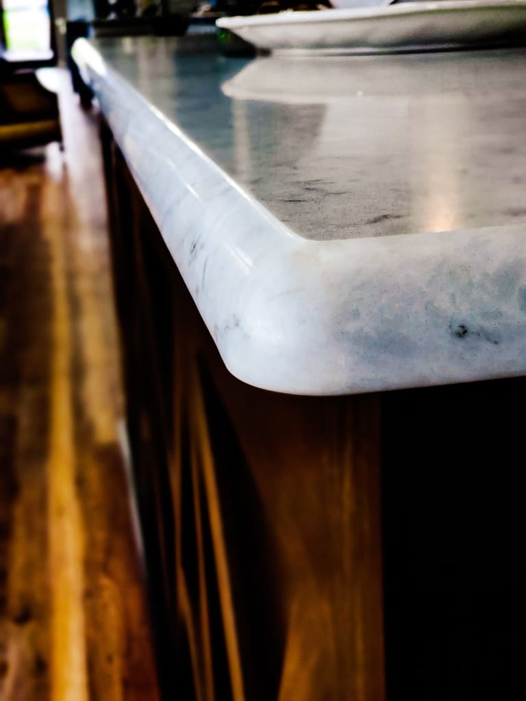 Demi Bullnose countertop edge profile, hand-polished by Set In Stone